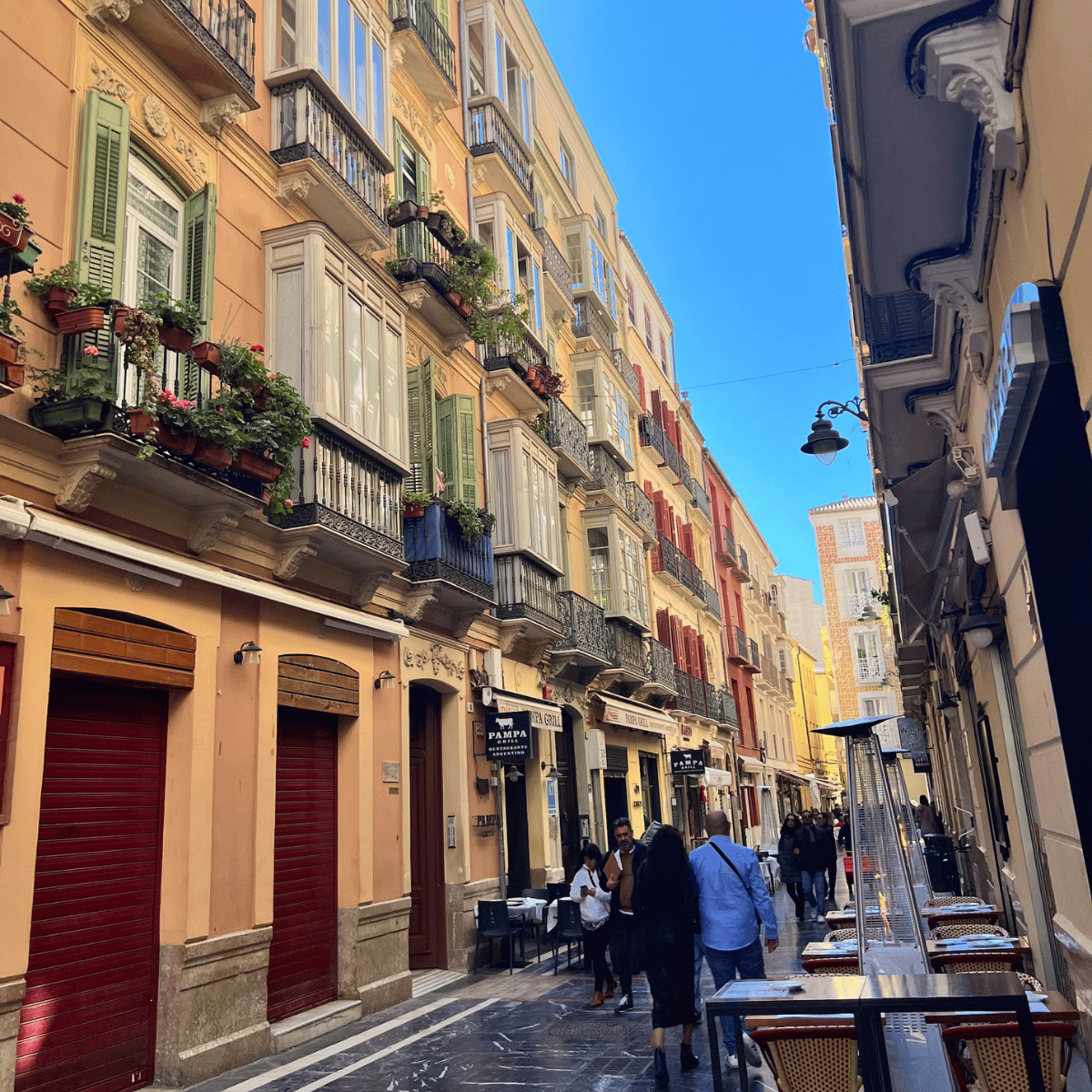 Binnen 2,5 uur in het bruisende hart van Málaga: 10 hotspots voor op je bucketlist.