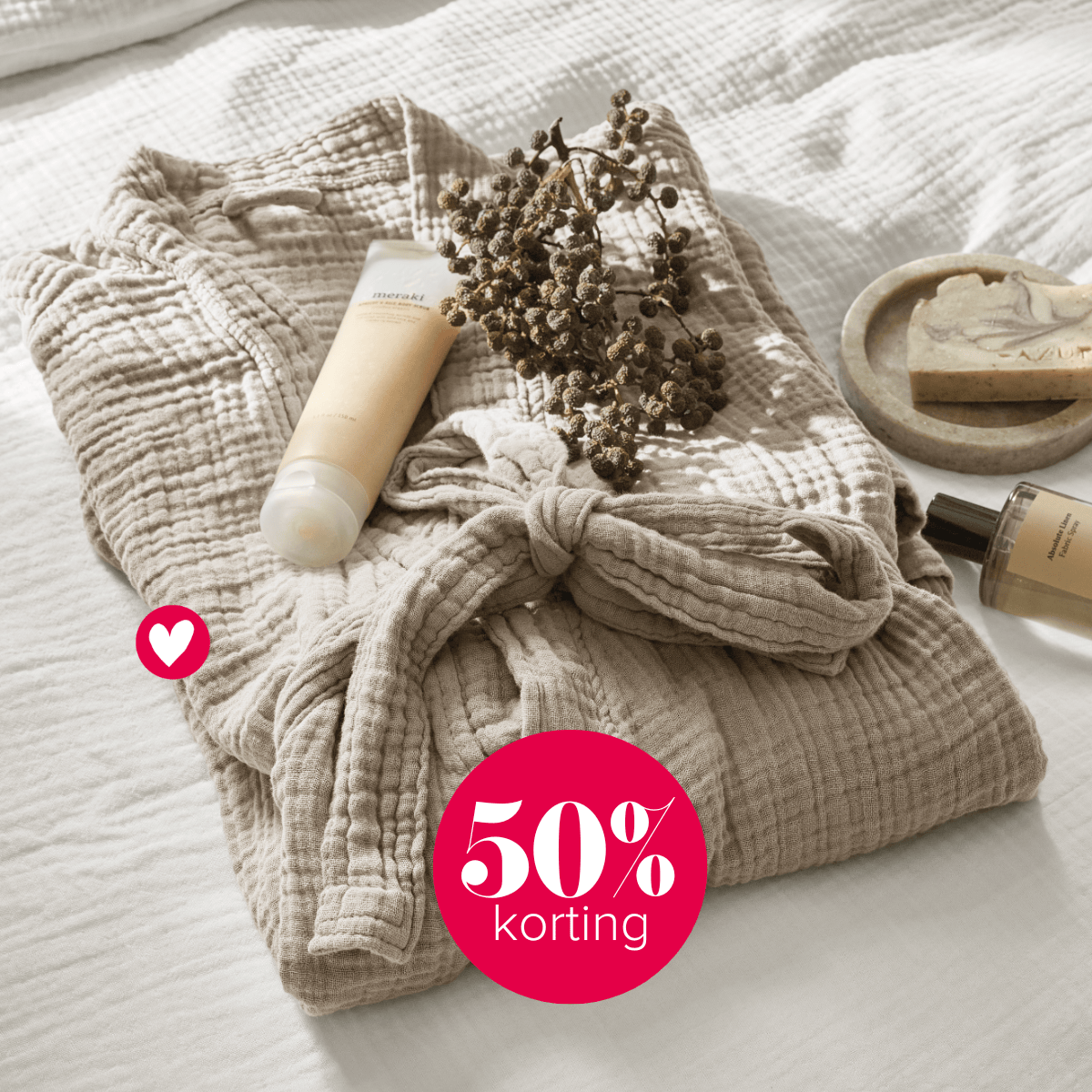 Shop nu bij Albert Heijn: deze vtwonen badjas met 50% korting!