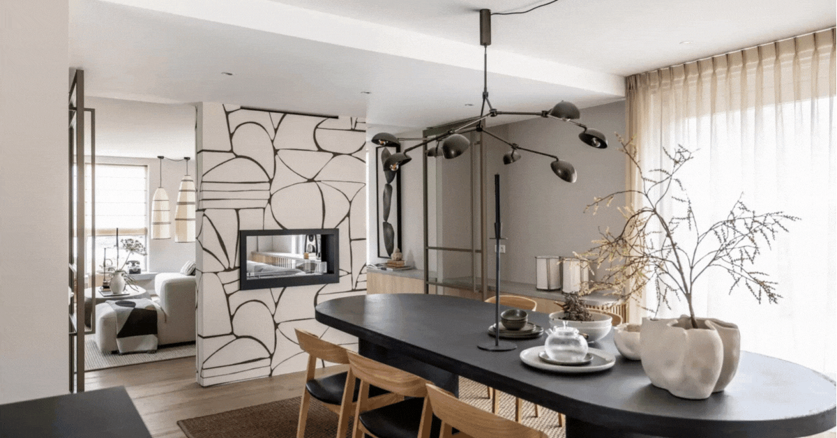 Stylist Liza creëerde een warm familiehuis met zachte tinten en stoer beton voor Janine, Tim en hun vier kinderen in Espel.