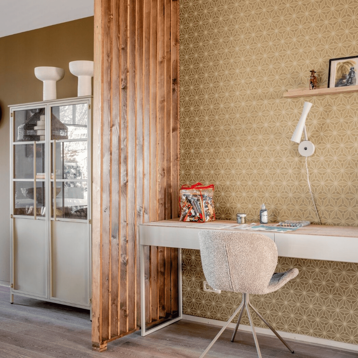 Heb jij, net als Kim en Jeroen, ook te maken met een donker middenstuk? Stylist Fietje deelt haar tips. 'De truc is om dit stukje niemandsland juist te benutten.' 